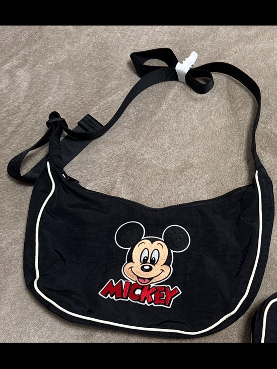 Disney Handbags - DISNEY BAGGU
